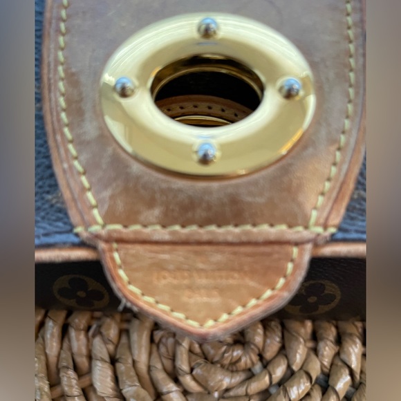 Louis Vuitton Monogram Clutch - Picture 11 of 11